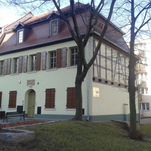 Remont budynku Domu Spotkań z Historią w Oleśnicy.